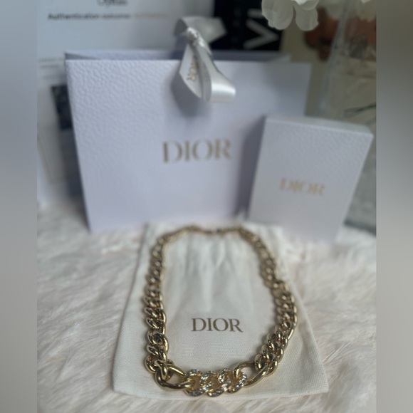 š„RARE, VINTAGEš„Christian Dior Curb Chain Necklace with Swavorski Crystals - Picture 1 of 8